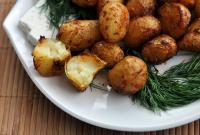 Заменяют мясо картофелем: в 2019 рацион украинцев снизился до 2500 ккал