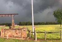 Экстремальная непогода: жертвами торнадо на юге США стали восемь человек