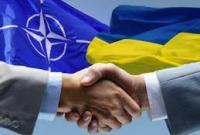 Более половины украинцев поддерживают членство в НАТО – опрос