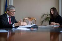 Россия пытается убедить мир, что Украина остается коррумпированной - наблюдатели