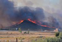 В Калифорнии из-за лесных пожаров эвакуируют 180 тысяч людей, миллион остались без электричества